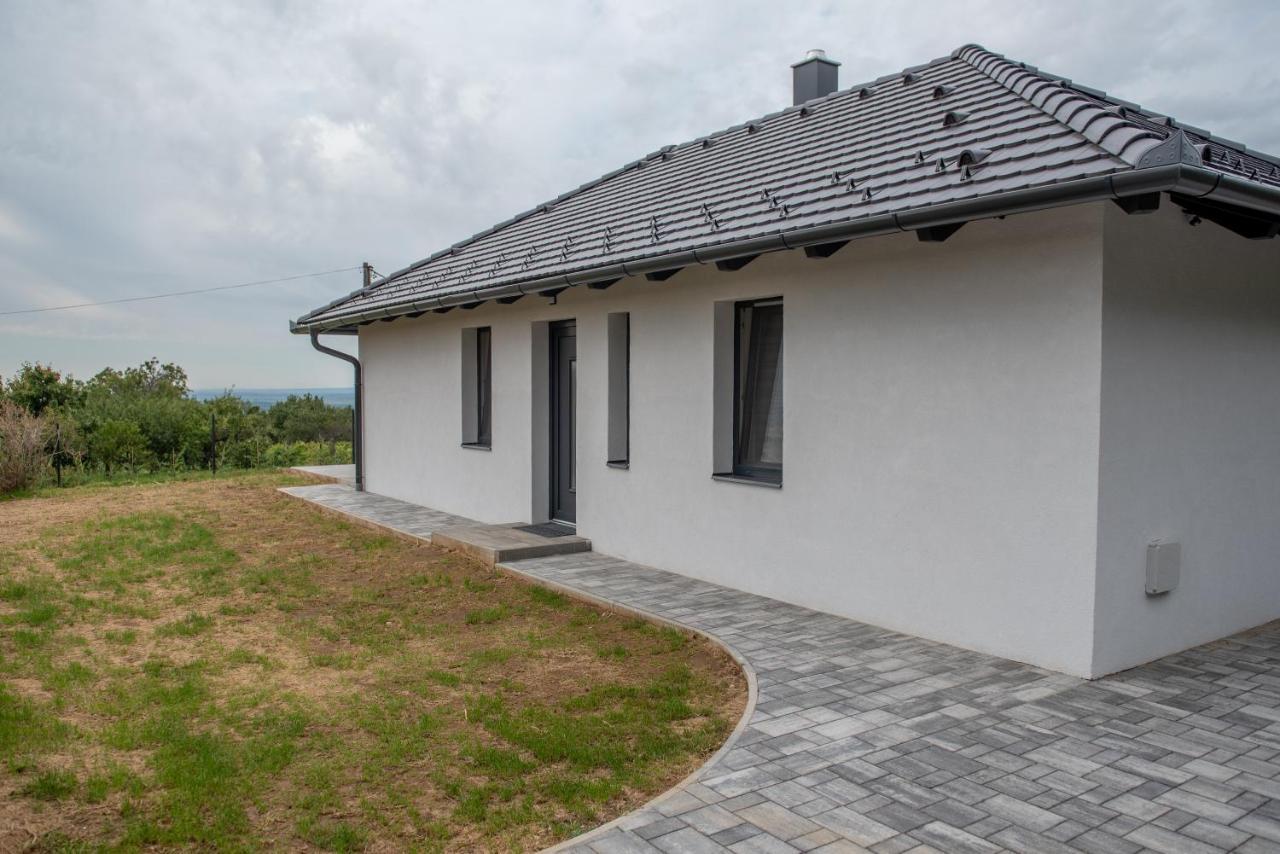 Bridgiet Home Apartman Cserszegtomaj Exterior photo